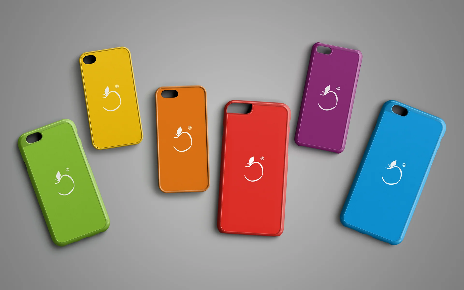 Шесть цветных чехлов для iPhone с логотипом KremlinStore