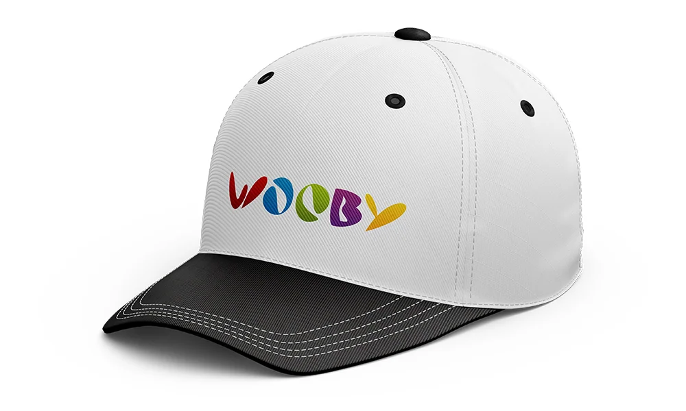 Белая бейсболка Wooby